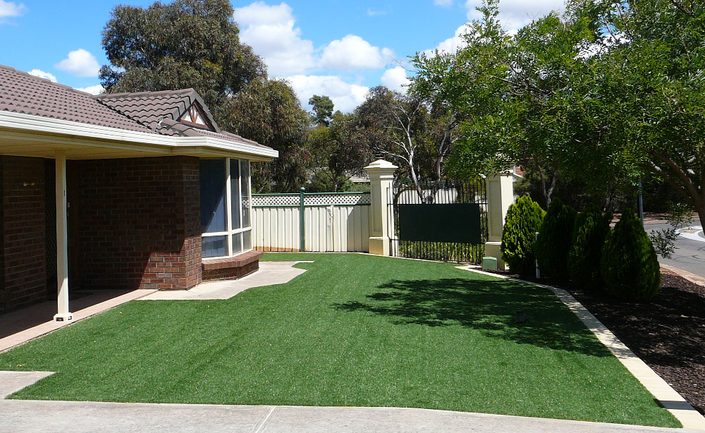 Manicured Artificial Grass Adelaide | Synthetic Lawn